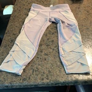 Ivviva mesh bottom crop leggings